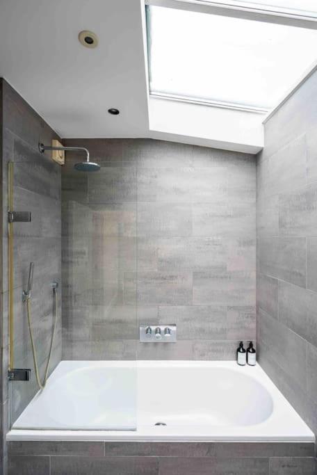 Sweet 3Brs House Close To Oxford & Soho 伦敦 外观 照片